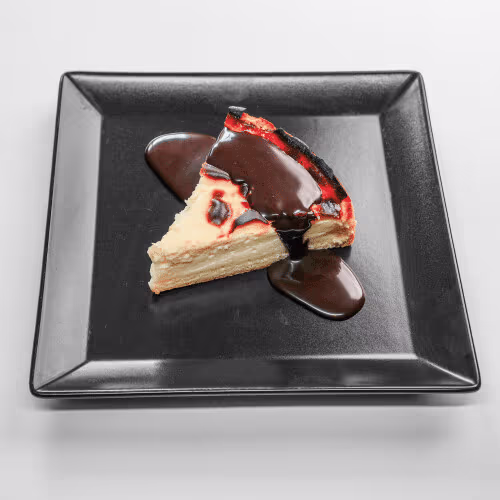 Cheesecake mit Schokosoße