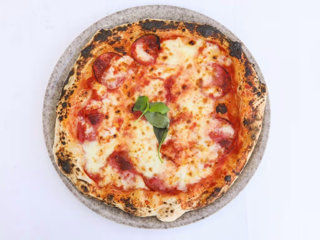 Pizza Salami - Standard, Ø 33cm