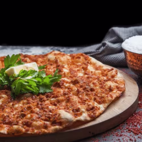 Lahmacun (Türkische Pizza)