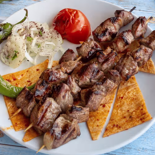 Lammspieß Teller