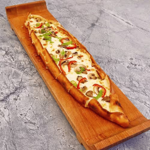Mantarli Sebzeli Pide
