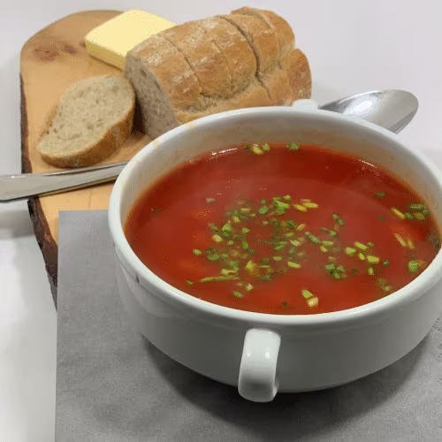 Hausgemachte Tomatensuppe (vegan)
